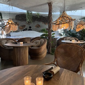 Meteora - Beautiful decor - New American Near Me - Los Angeles, California Meteora - Beautiful decor - New American Near Me - Los Angeles, California