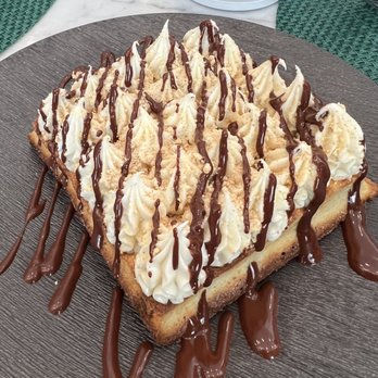 Podmore - Waffle - Cocktail Bars Near Me - Honolulu, Hawaii Podmore - Waffle - Cocktail Bars Near Me - Honolulu, Hawaii