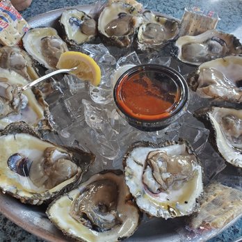 Hammerheads Bar & Grille - Louisiana oysters - Seafood Near Me - Miramar Beach, Florida Hammerheads Bar & Grille - Louisiana oysters - Seafood Near Me - Miramar Beach, Florida