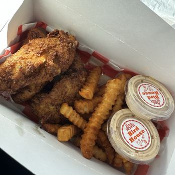 Bird House - 3 piece tender box - Chicken Shop Near Me - Nipton, California Bird House - 3 piece tender box - Chicken Shop Near Me - Nipton, California