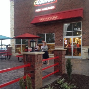 Cook Out - Outdoor seating - Burgers Near Me - Charlotte, North Carolina Cook Out - Outdoor seating - Burgers Near Me - Charlotte, North Carolina
