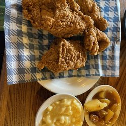 Cracker Barrel Old Country Store - Chicken Fried Chicken, Fried Apples and Macaroni n' Cheese
