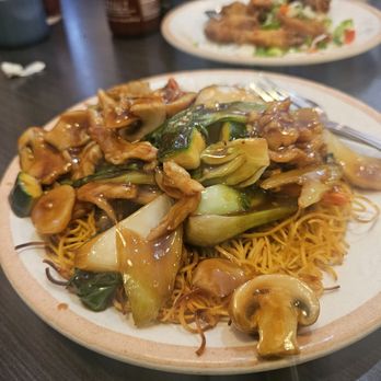 Chef Bo - Hong Kong style chicken chow mein. Additional $1 for the Hong Kong style noodles - Chinese Near Me - Elk Grove, California