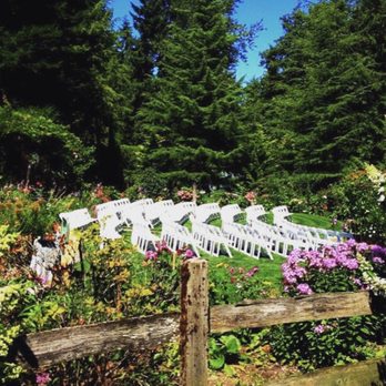 Lucy's Garden - The Garden Gazebo area is lush with color and romance. - Venues & Event Spaces Near Me - Ridgefield, Washington