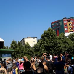 Sommerbad Kreuzberg - Prinzenbad - Hier braucht man Geduld