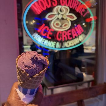 Moo's Gourmet Ice Cream - Wild huckleberry - Ice Cream & Frozen Yogurt Near Me - Jackson, Wyoming