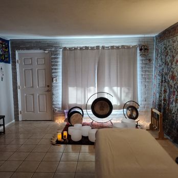 Syncing Into Bliss - Studio Space for Private Healing Session in Tempe, AZ. - Meditation Centers Near Me