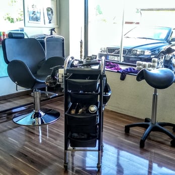 Titio Frisör - Lokalen känns nytt, ljust och fräscht. - Hair Stylists Near Me - Södertälje, Alberta Titio Frisör - Lokalen känns nytt, ljust och fräscht. - Hair Stylists Near Me - Södertälje, Alberta