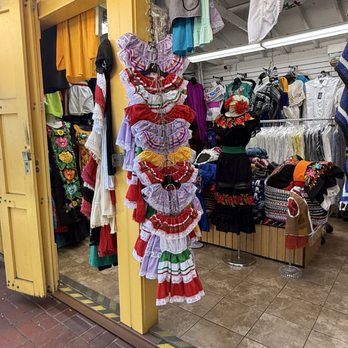 La Plaza At Olvera Street - Landmarks & Historical Buildings Near Me - Los Angeles, California La Plaza At Olvera Street - Landmarks & Historical Buildings Near Me - Los Angeles, California