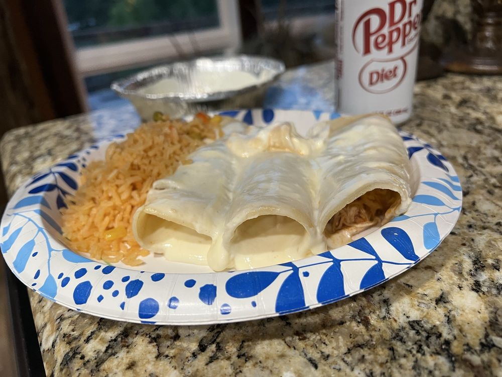 Cazadores Bar & Grill — Mexican restaurant in Paragould