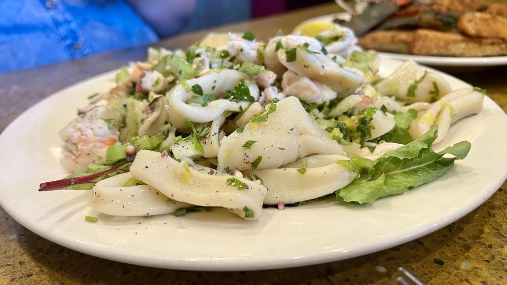 GINO’S PIZZERIA & RESTAURANT Updated January 2026 511 Photos & 418