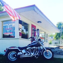 Fat Donny's Barber Shop - New shop