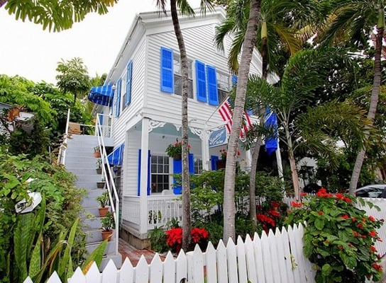 Seascape Tropical Inn by null