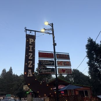 LouEddie's Pizza - You can't miss it while driving! - Pizza Near Me - Skyforest, California LouEddie's Pizza - You can't miss it while driving! - Pizza Near Me - Skyforest, California