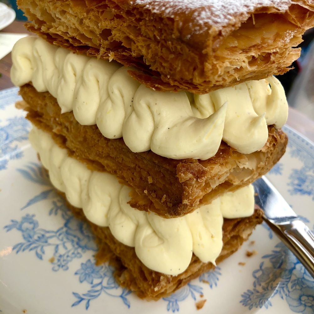 Au Cheval - Mille-Feuille - Bars Near Me - Chicago, Illinois Au Cheval - Mille-Feuille - Bars Near Me - Chicago, Illinois