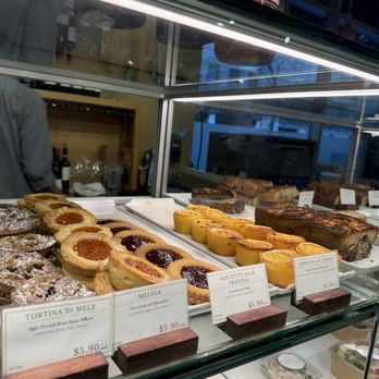 Eataly - Chicago - Sweet Treats - Pizza Near Me - Chicago, Illinois