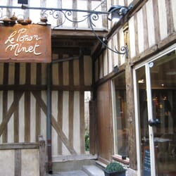 Le Potron-minet