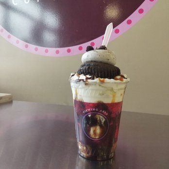 Area 51 Cupcakery - Cupcakes Near Me - Naperville, Illinois Area 51 Cupcakery - Cupcakes Near Me - Naperville, Illinois