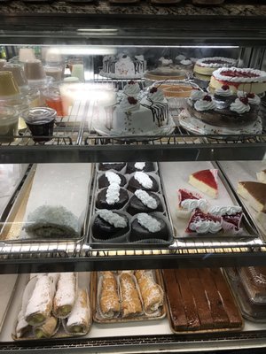 Hermanos Bakery by null