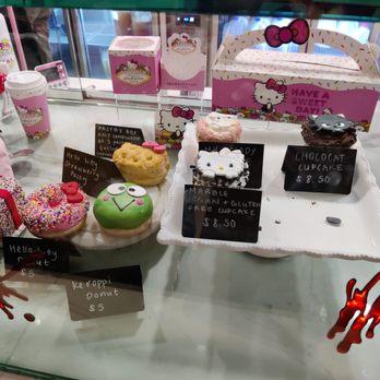 Hello Kitty Cafe - Cupcakes and other treats - Themed Cafes Near Me - Las Vegas, Nevada