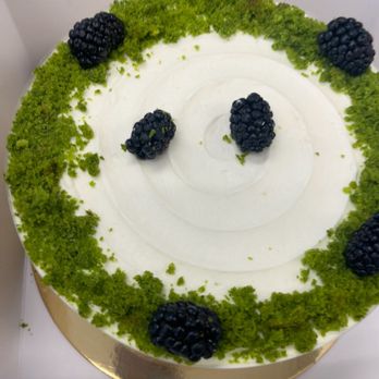 Cake N Bake - Raspberry Spinach cake - Bakeries Near Me - Sun Valley, California Cake N Bake - Raspberry Spinach cake - Bakeries Near Me - Sun Valley, California