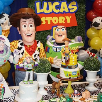 Bloom Events - Buzz and woody - Party Characters Near Me