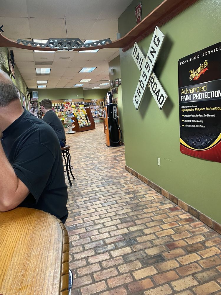 CYPRESS STATION CARWASH & LUBE Updated September 2024 73 Photos