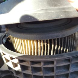 Is that a dirty air filter I see? Is that a dirty air filter I see?