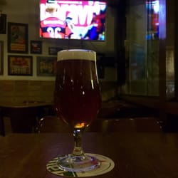 Deliccie - Chope Polimango Tupiniquim on tap vendo o Mengão!