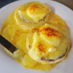 Eggs Benedict