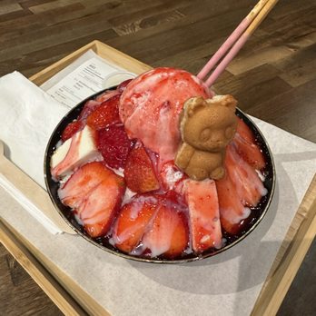 Bingsu Tea - Strawberry cheesecake Bingsu - Bubble Tea Near Me - Sacramento, California