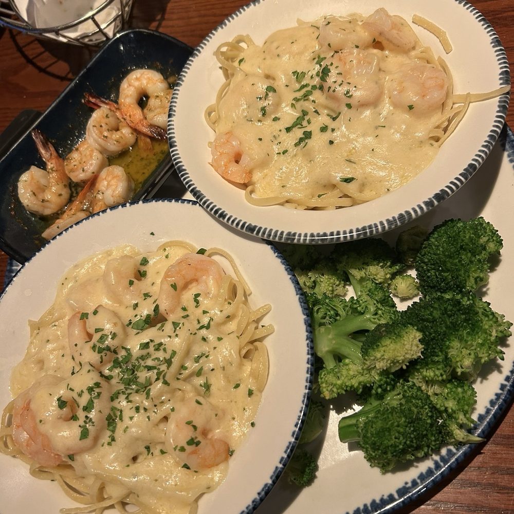 Red Lobster - Seafood Near Me - South Plainfield, New Jersey