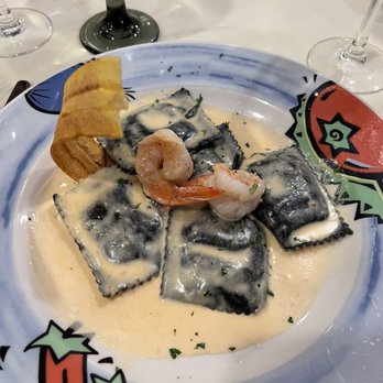 Giovanni's Ristorante - Mezcalina Di Granchio  Half- moon shaped pasta with crab meat served in a lobster creamy sauce top with shrimp   A must try ! Delicious .. - Italian Near Me - Miami, Florida