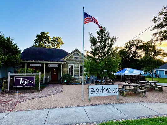 Tejas Chocolate + Barbecue by null