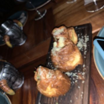 RosaNegra Cancun - Bread appetizer - Steakhouses Near Me - Cancún, ROO RosaNegra Cancun - Bread appetizer - Steakhouses Near Me - Cancún, ROO