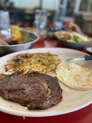 Hof's Hut Restaurant & Bakery by null