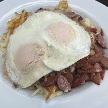 The Mimosa House - Hot Link & Onion Skillet - Breakfast & Brunch Near Me - Roseville, California The Mimosa House - Hot Link & Onion Skillet - Breakfast & Brunch Near Me - Roseville, California