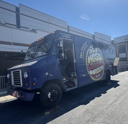 Hoss' Loaded Burger Shop by null