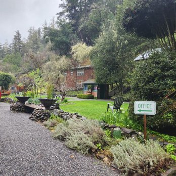Orr Hot Springs Resort - Hotels Near Me - Ukiah, California Orr Hot Springs Resort - Hotels Near Me - Ukiah, California