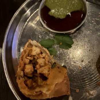 Badmaash - Downtown LA - SAMOSA - BUTTER CHICKEN - Indian Near Me - Los Angeles, California
