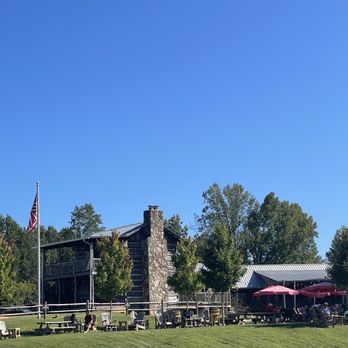 Cavender Creek Vineyards - Wineries Near Me - Dahlonega, Georgia Cavender Creek Vineyards - Wineries Near Me - Dahlonega, Georgia