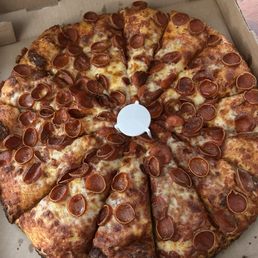 Pepperoni pizza Pepperoni pizza