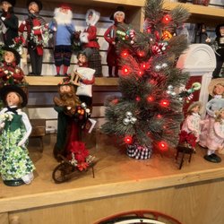 Winterwood Gift & Christmas Shoppe