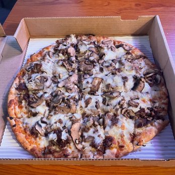 Roscoes Pizza - Pizza Near Me - Waynesville, Ohio Roscoes Pizza - Pizza Near Me - Waynesville, Ohio