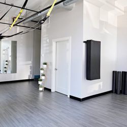 Active Mom Fitness - Private and Small Group Training Studio