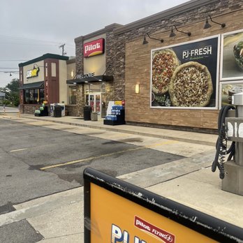 Pilot Travel Center - a bus stop sign in front of a pizza shop - Convenience Stores Near Me - Upper Sandusky, Ohio Pilot Travel Center - a bus stop sign in front of a pizza shop - Convenience Stores Near Me - Upper Sandusky, Ohio