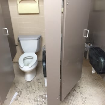 Big Lots - Ewwww - Department Stores Near Me - Kennesaw, Georgia