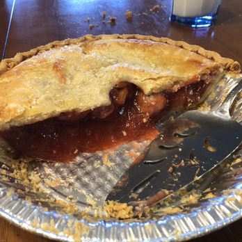 Bakers Square - Whole Strawberry Rhubarb Pie - American Near Me - Coon Rapids, Minnesota