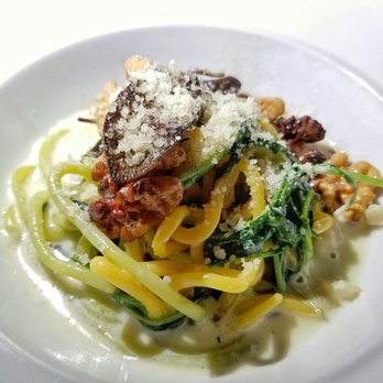 SPQR - Primi: bucatini "straw and hay", california blue cheese, walnut, kale and sage brown butter - Italian Near Me - San Francisco, California