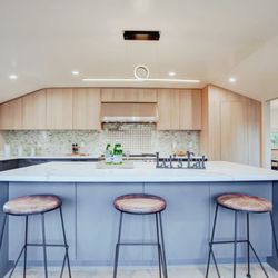 Unik Home Decor - contemporary cabinets